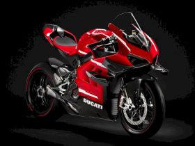 New Ducati Superleggera V4 3
