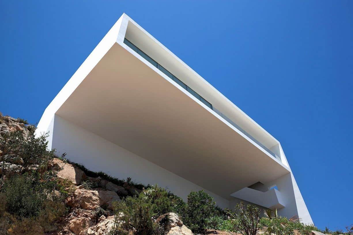 House On The Cliff By Fran Silvestre Arquitectos 7
