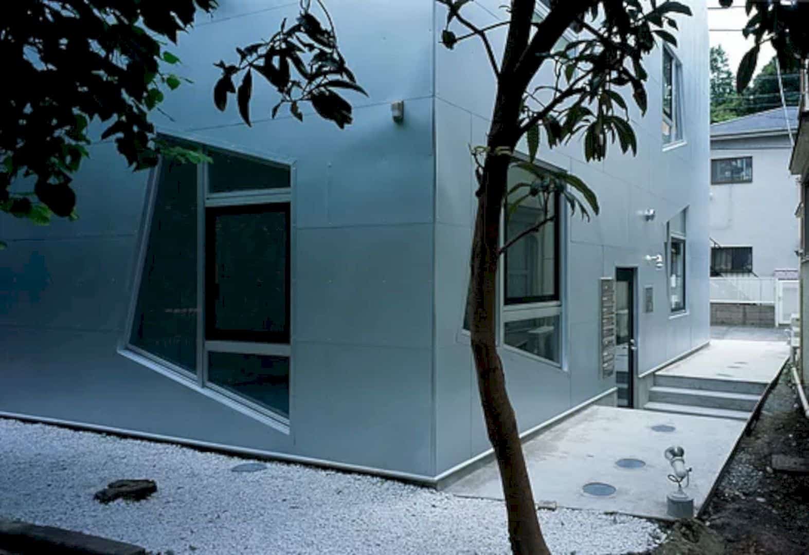 Fudomae Apartment By ISSHO Architects 5