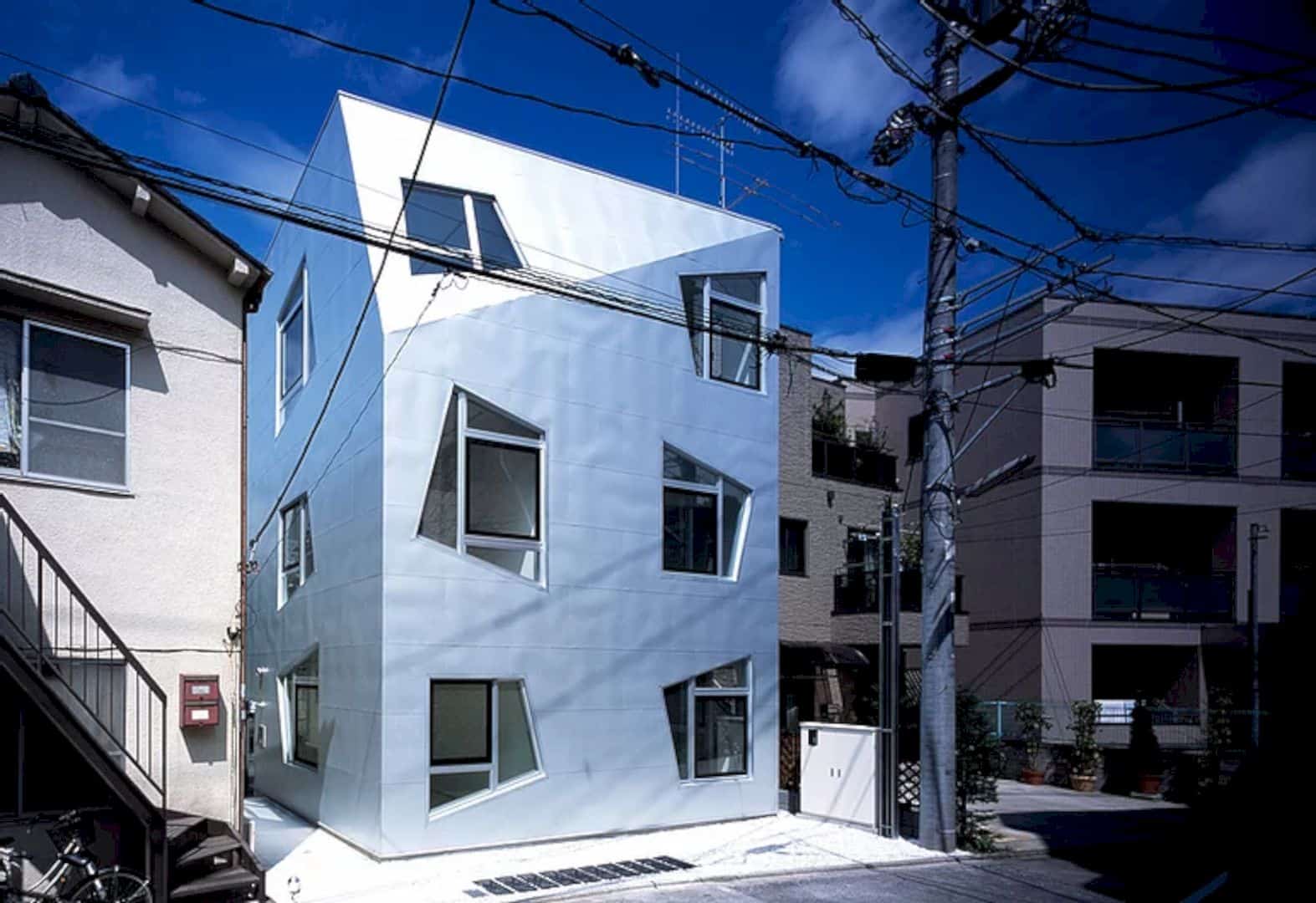 Fudomae Apartment By ISSHO Architects 7