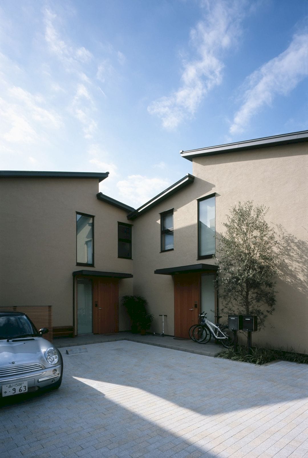 Denenchofu Terrace Houses By Community Housing LLC 14