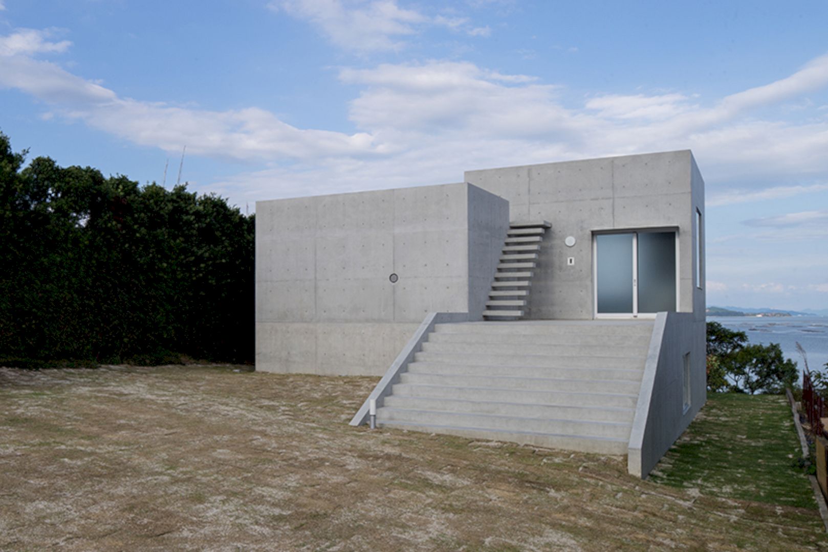 House In Akitsu 14